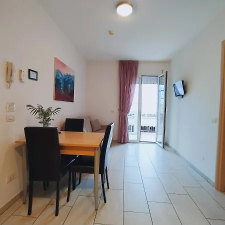 Aparthotel Rubino 3*